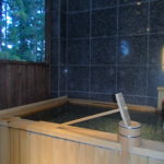 箱根・翠松園 客室の露天風呂